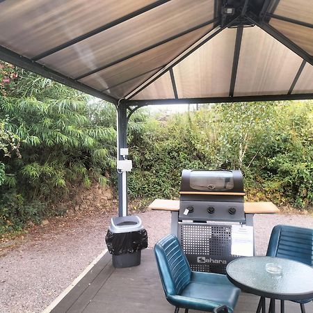 Gateway Glamping Hotel Farranfore Eksteriør billede