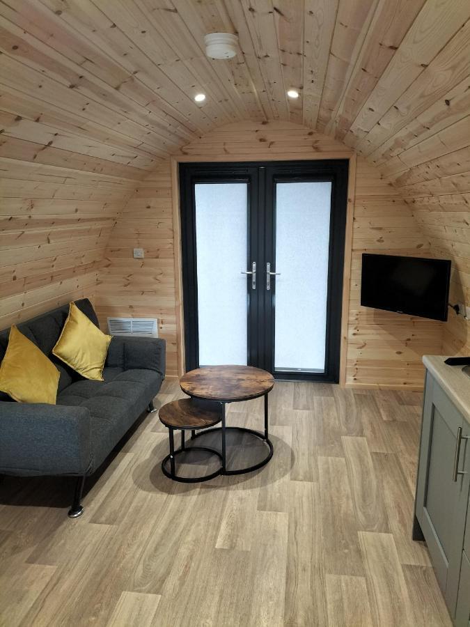 Gateway Glamping Hotel Farranfore Eksteriør billede